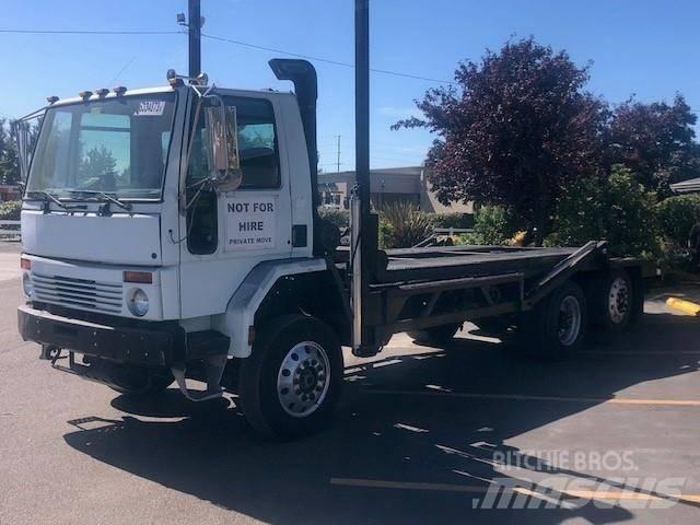 Sterling SC 8000 Transport vehicles
