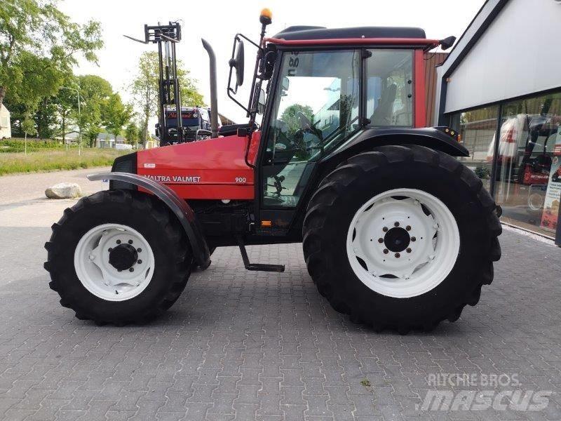 Valtra Valmet 900 Tractors