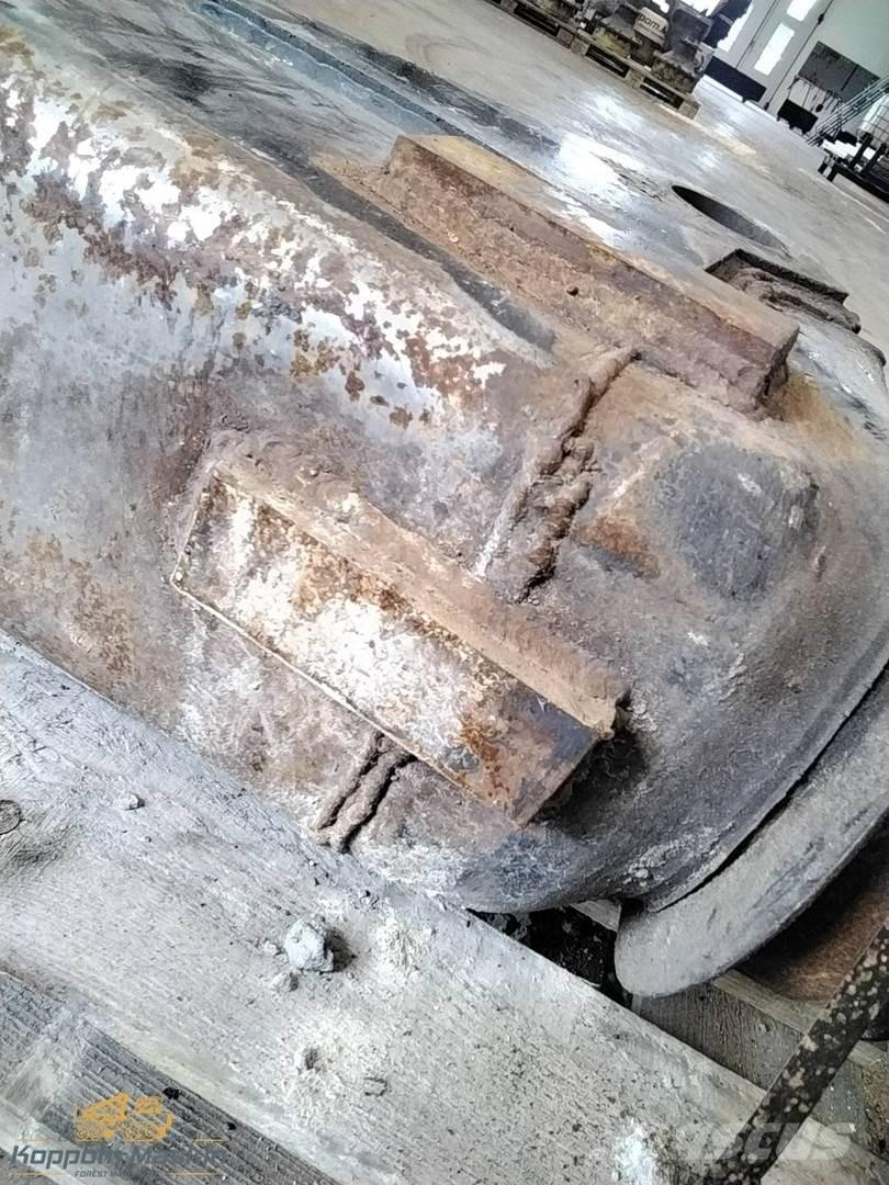 Komatsu 105F Loader cranes