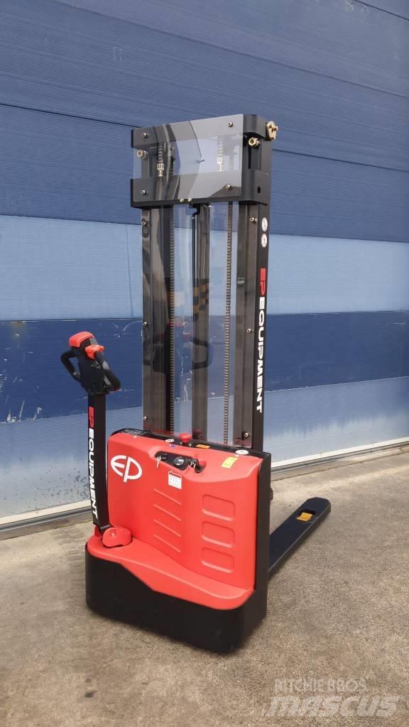 EP ES12-12ES Pedestrian stacker