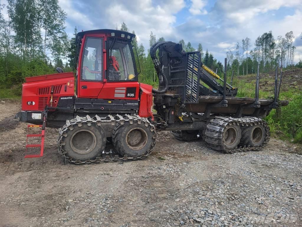 Komatsu 835 Forwarders