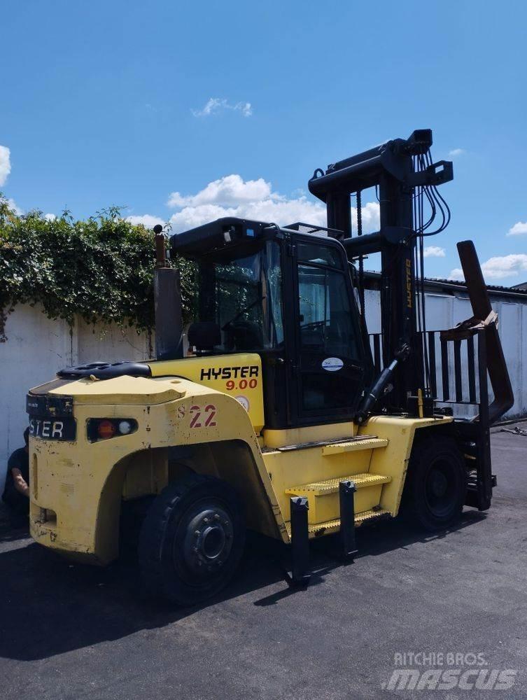 Hyster H9.00XM LPG trucks