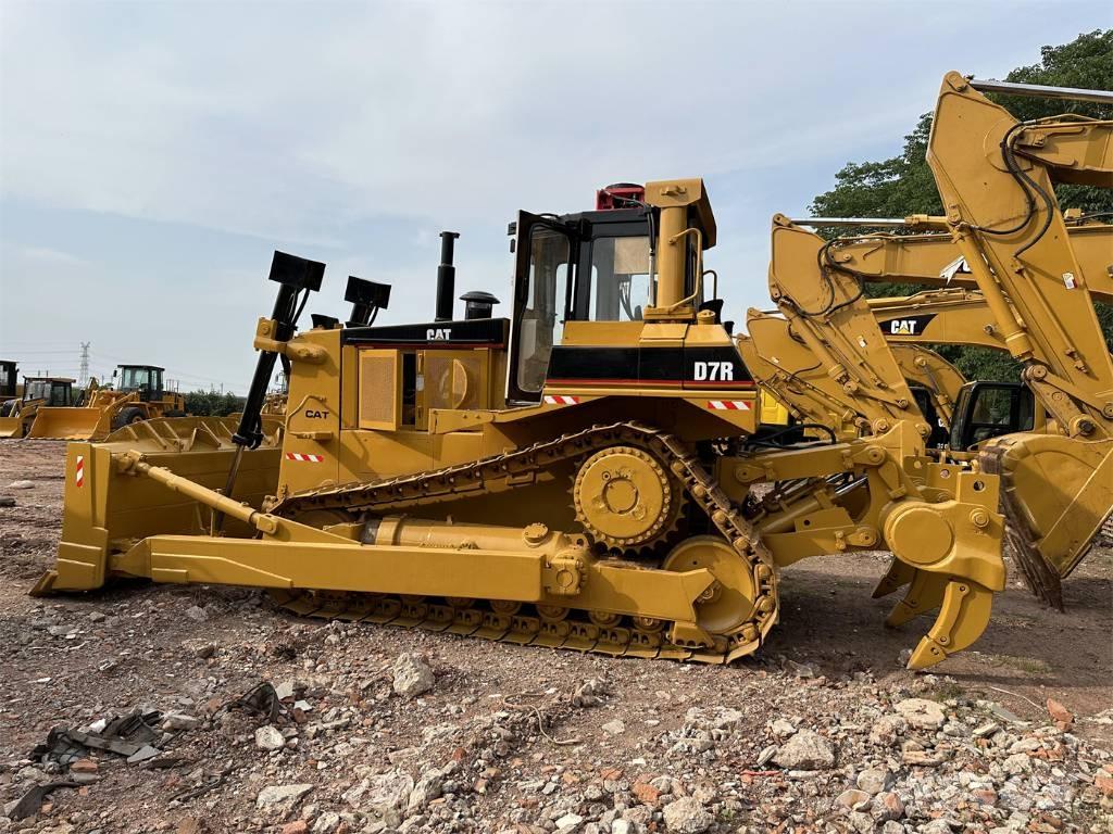 CAT D 7 R Crawler dozers