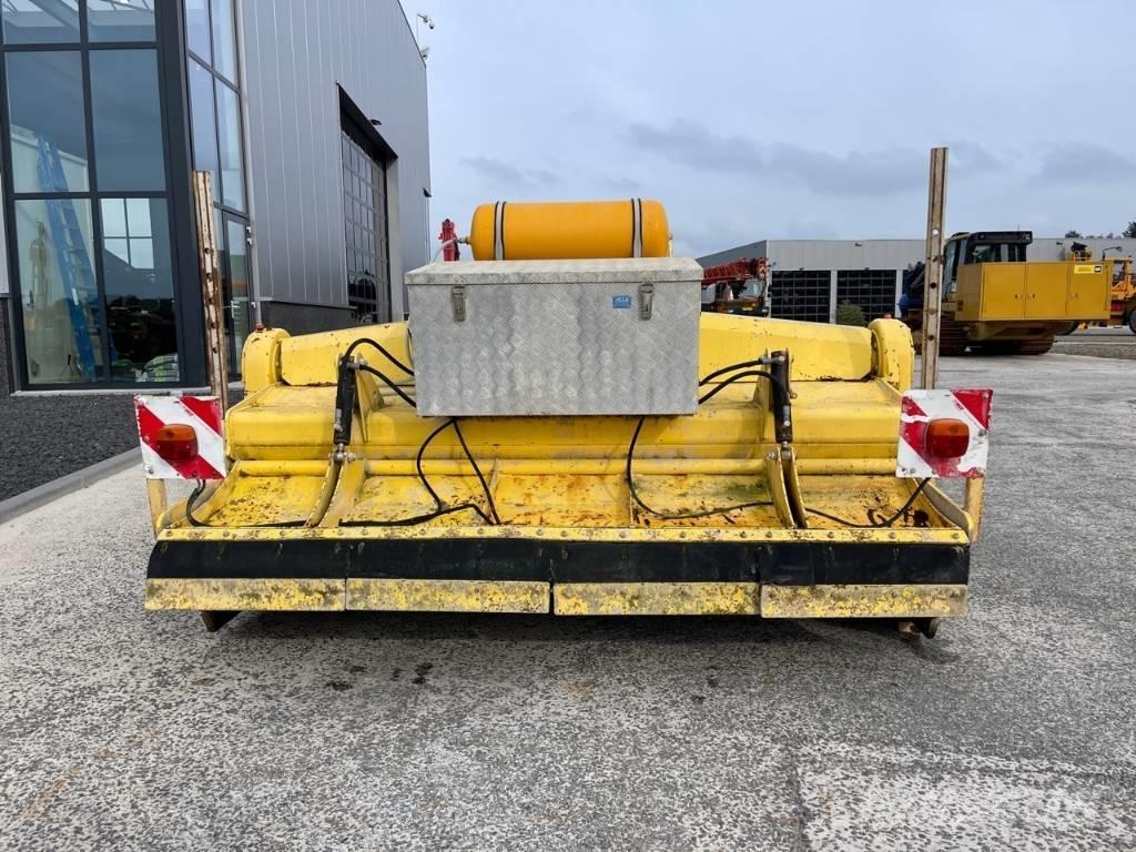 Bomag BSF 2500 Asphalt recycling