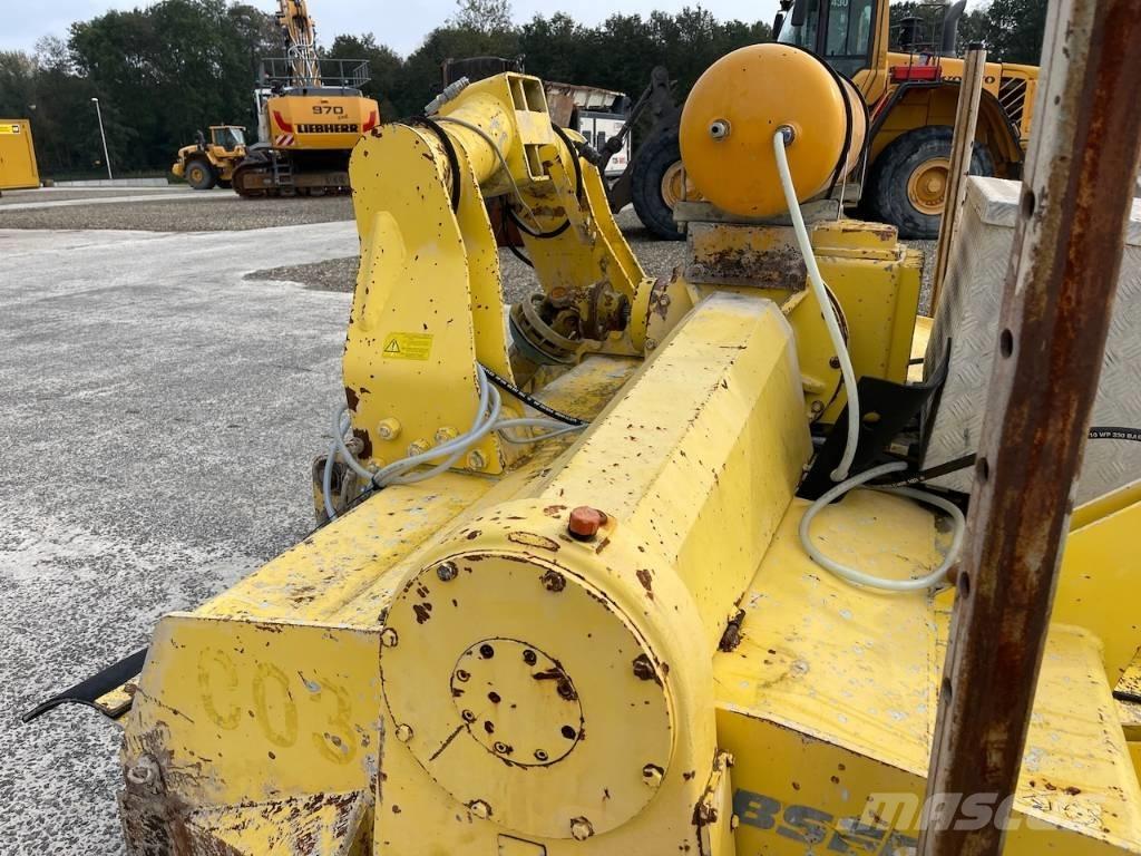 Bomag BSF 2500 Asphalt recycling