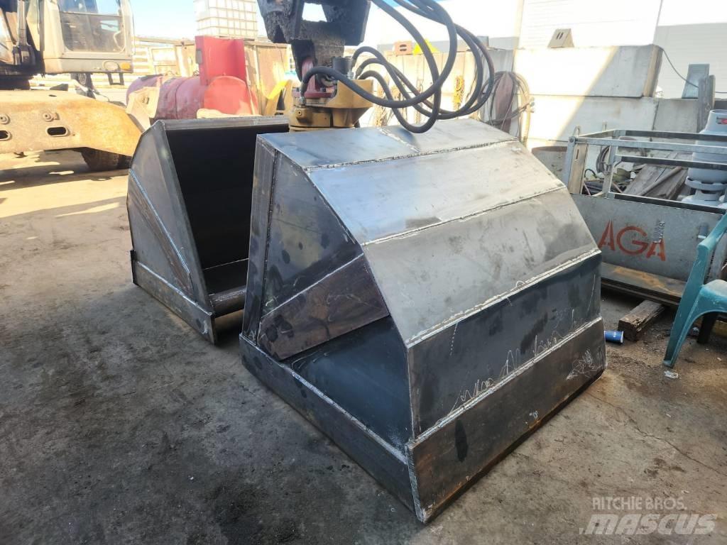 Liebherr 2.4 m3 Buckets