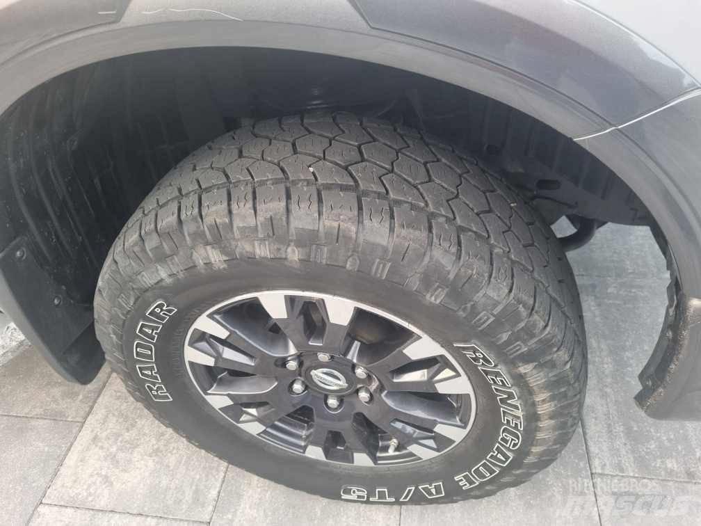 Nissan TITAN XD PRO Pick up/Dropside