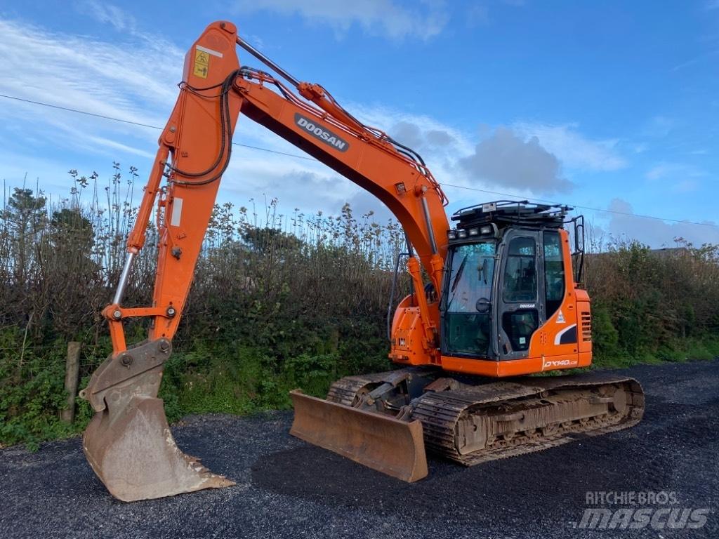 Doosan DX 140 LCR-3 Crawler excavators