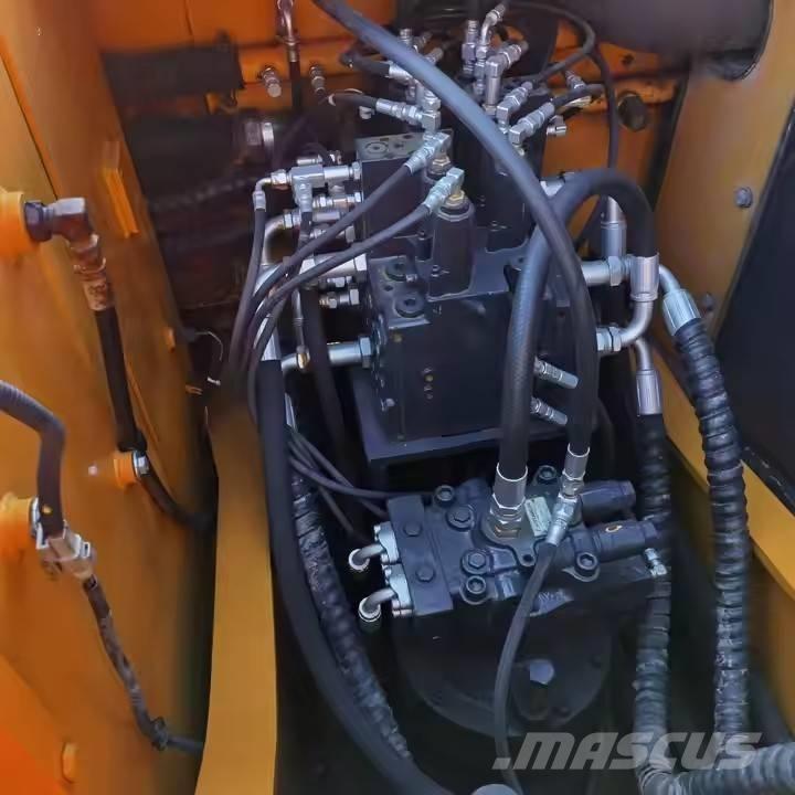 Hyundai 150LC -7 Crawler excavators