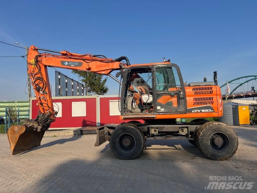 Doosan DX 160 W-3 Wheeled excavators