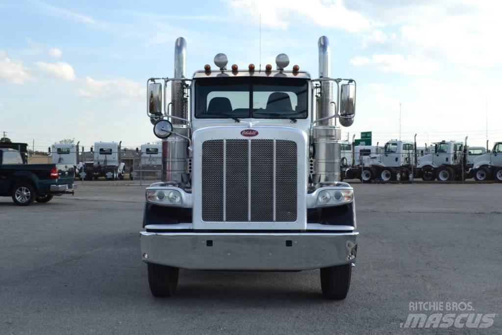 Peterbilt 389 Prime Movers