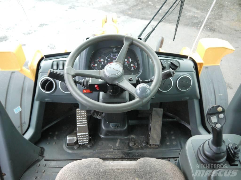 Hyundai HL 757-9A Wheel loaders