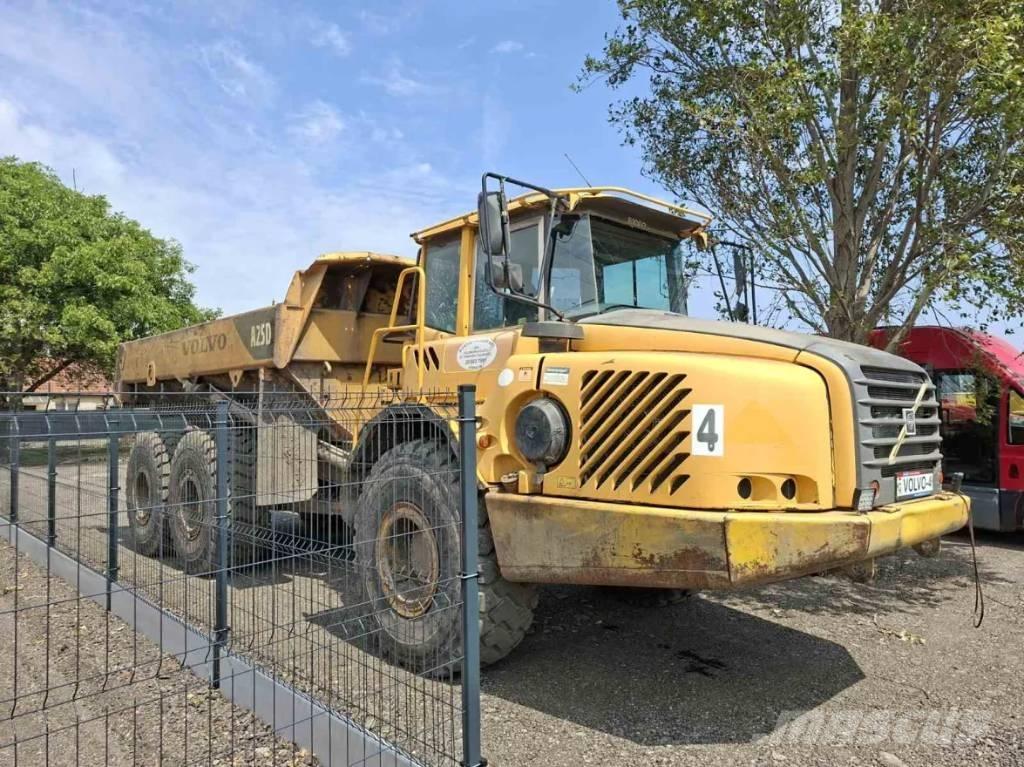 Volvo A 25 D Articulated Haulers