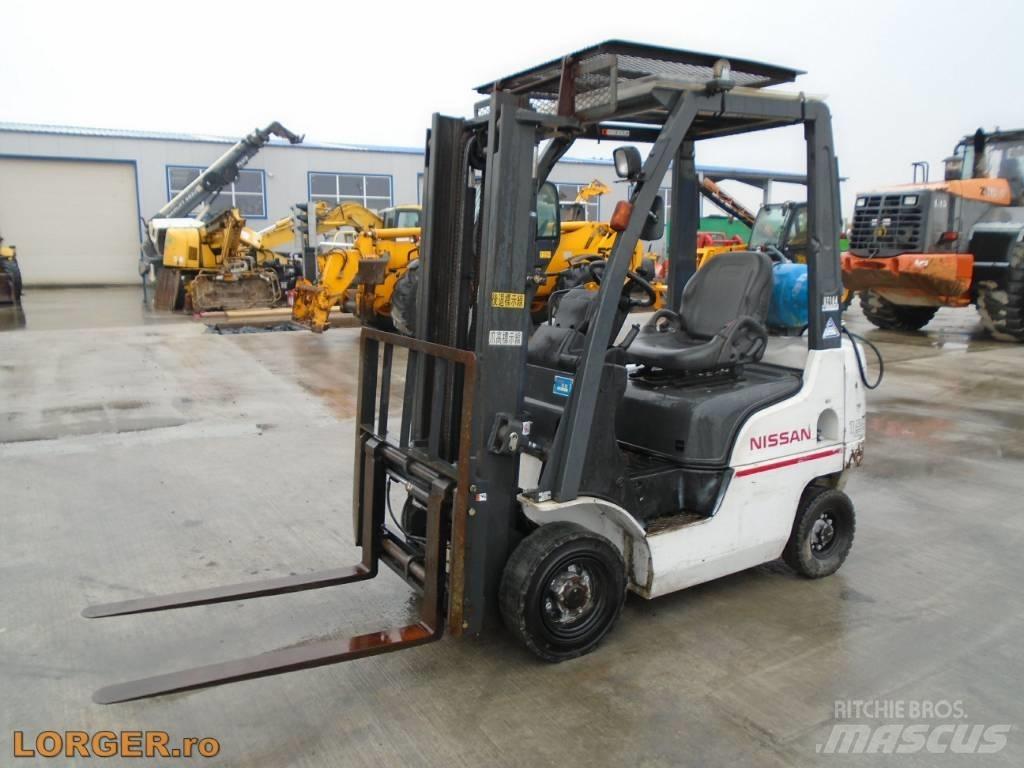 Nissan EBT P1F1 LPG trucks