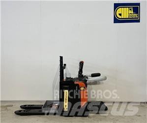 BT Truck LPE220 Low lift with platform