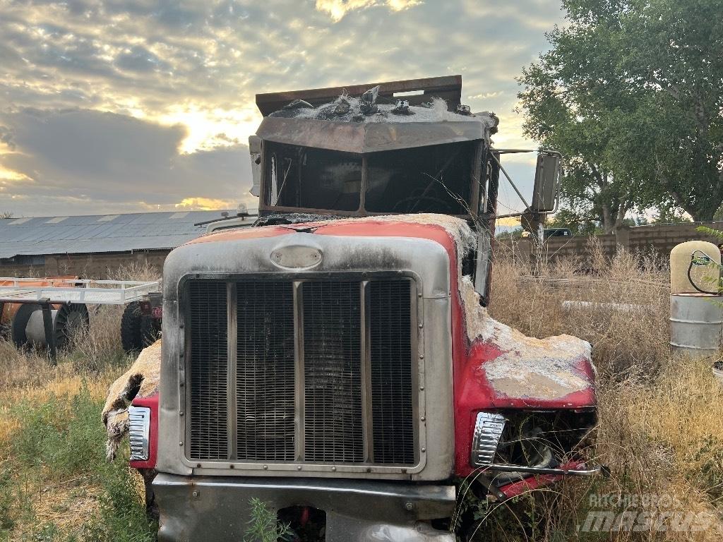 Peterbilt 377 Tipper trucks