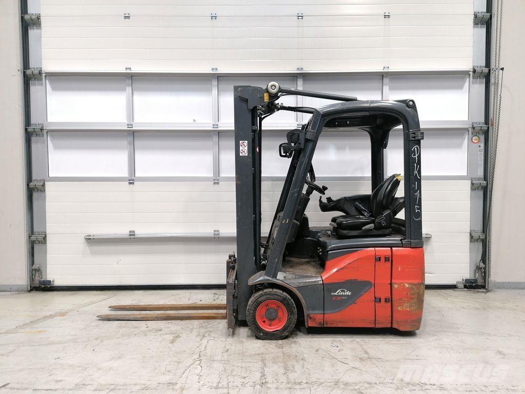 Linde E12-02 Electric forklift trucks