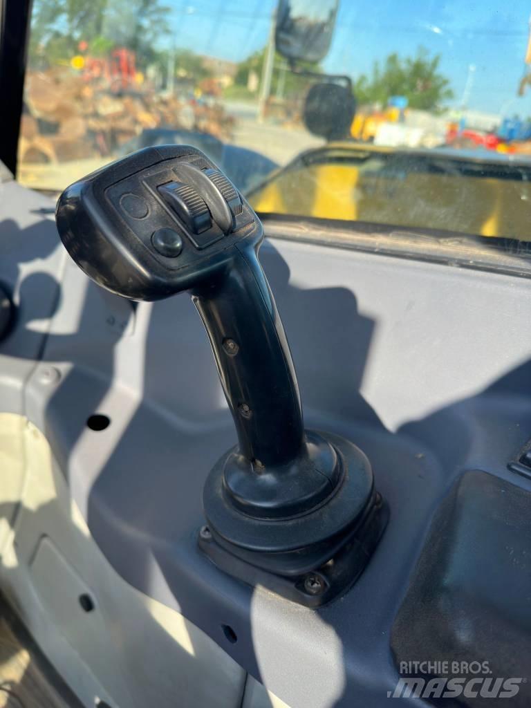 CAT TH407AG Telehandlers