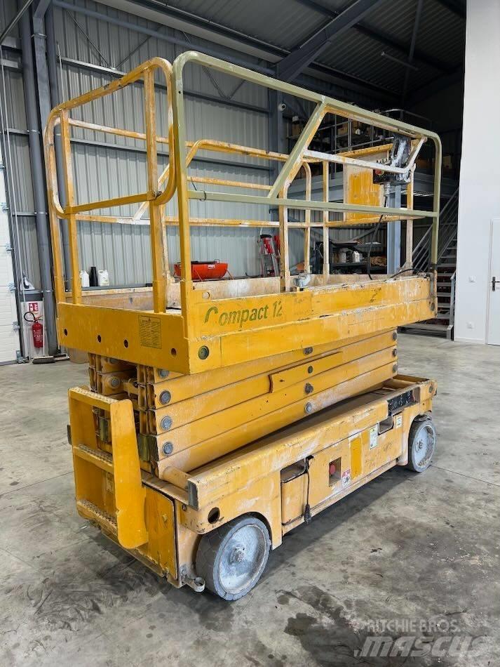 Haulotte Compact 12 Scissor lifts