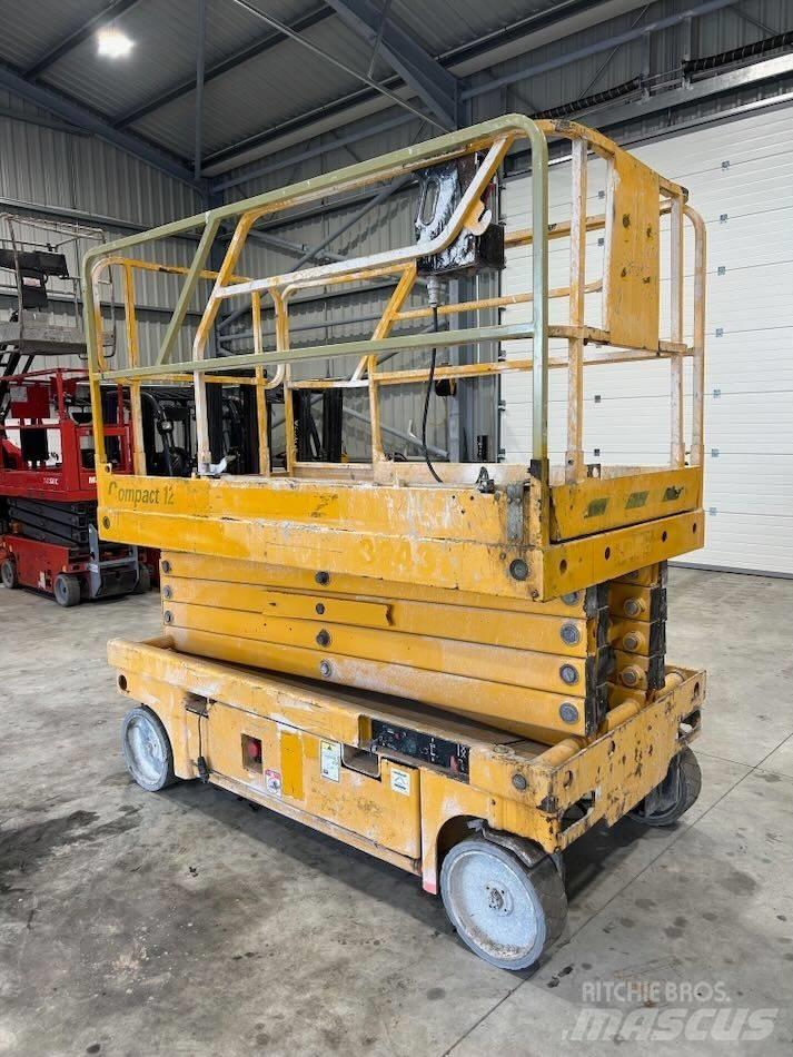 Haulotte Compact 12 Scissor lifts
