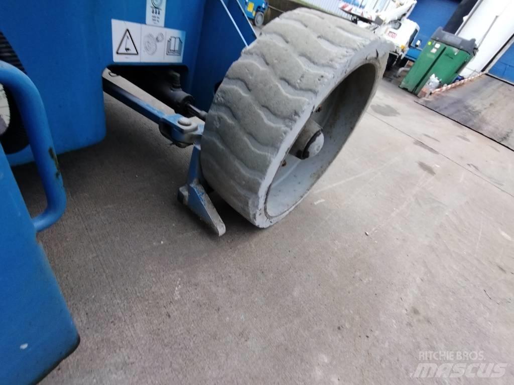 Genie Z34/22N Articulated boom lifts