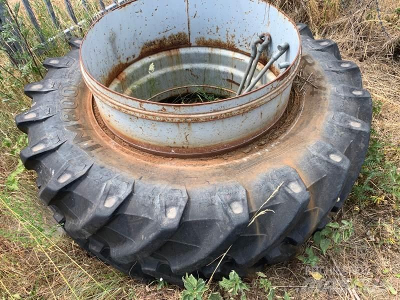Pirelli 540/65R34 Farm machinery