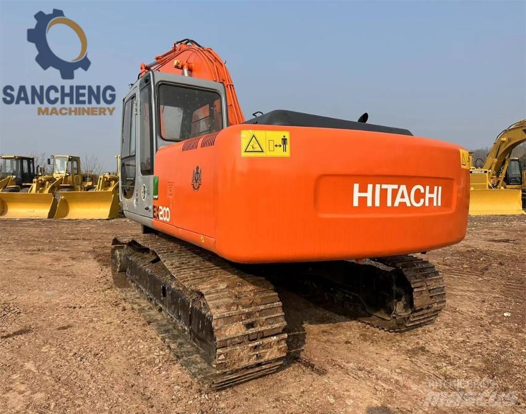 Hitachi EX 200 Crawler excavators