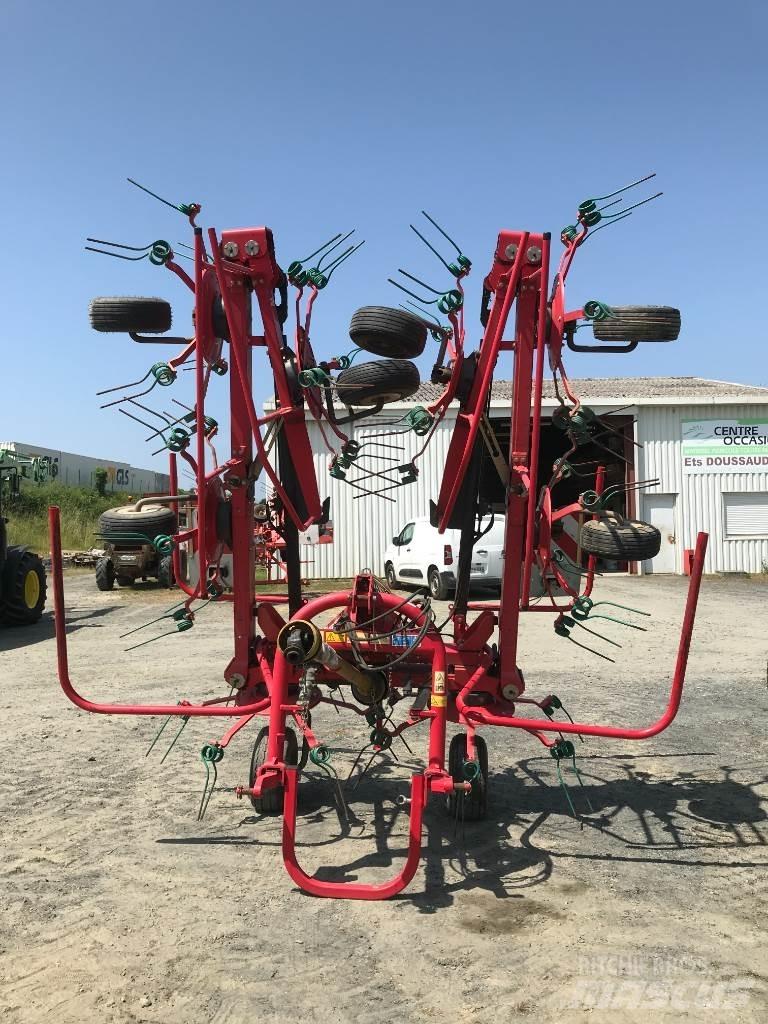 Kverneland 8090 Rakes and tedders