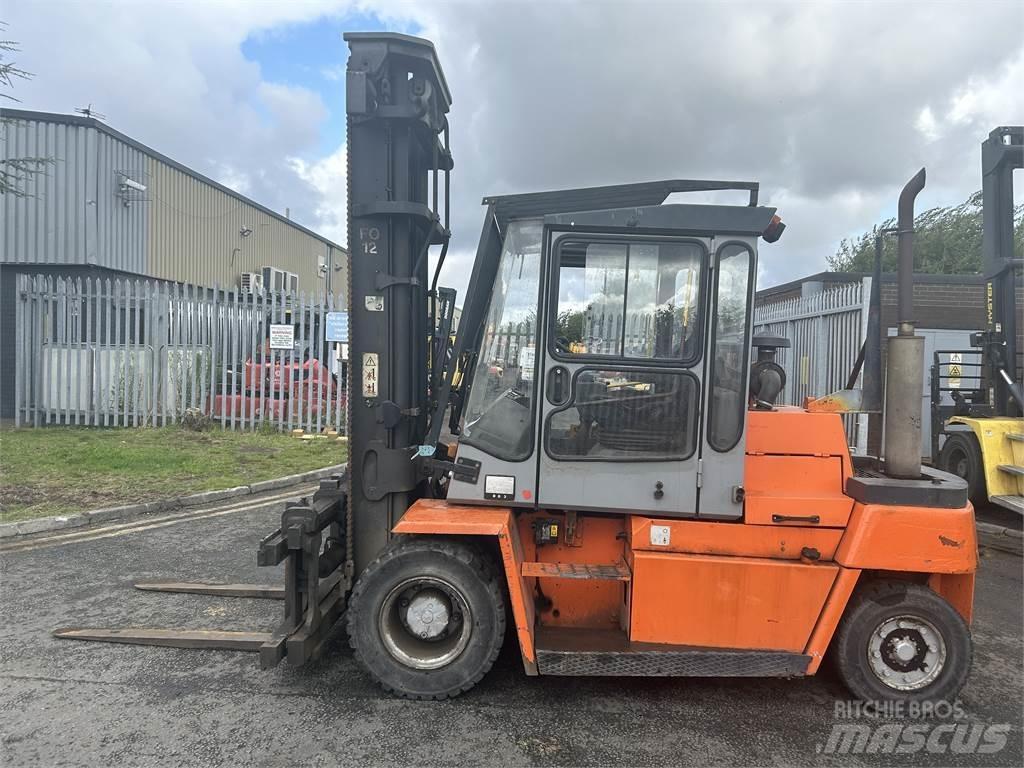 Kalmar DCD70-6 Diesel trucks