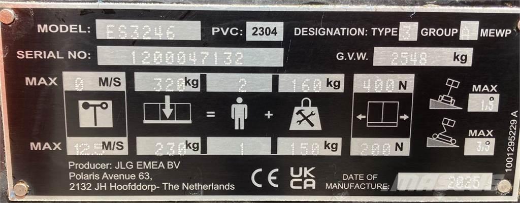 JLG ES3246 Scissor lifts