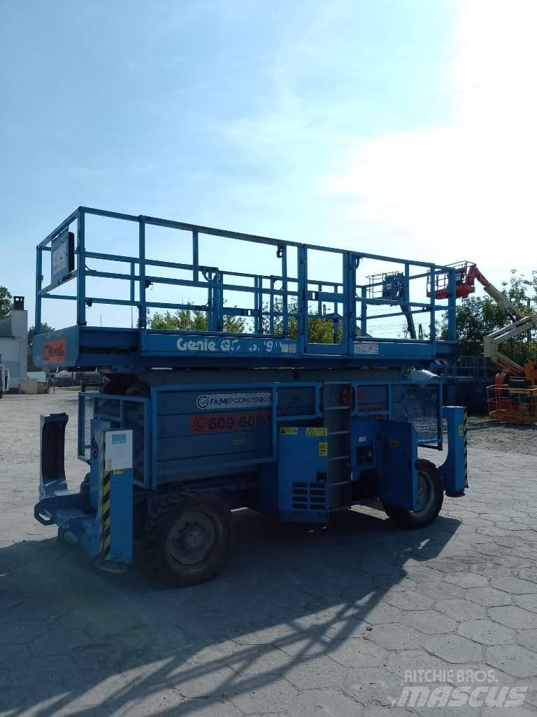 Genie 5390 Scissor lifts