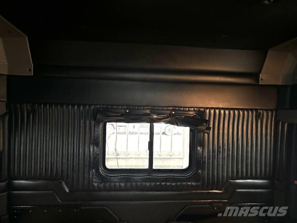 Kenworth T 800 Prime Movers