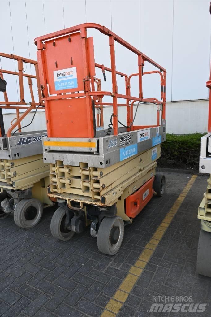 JLG 2030 ES Scissor lifts