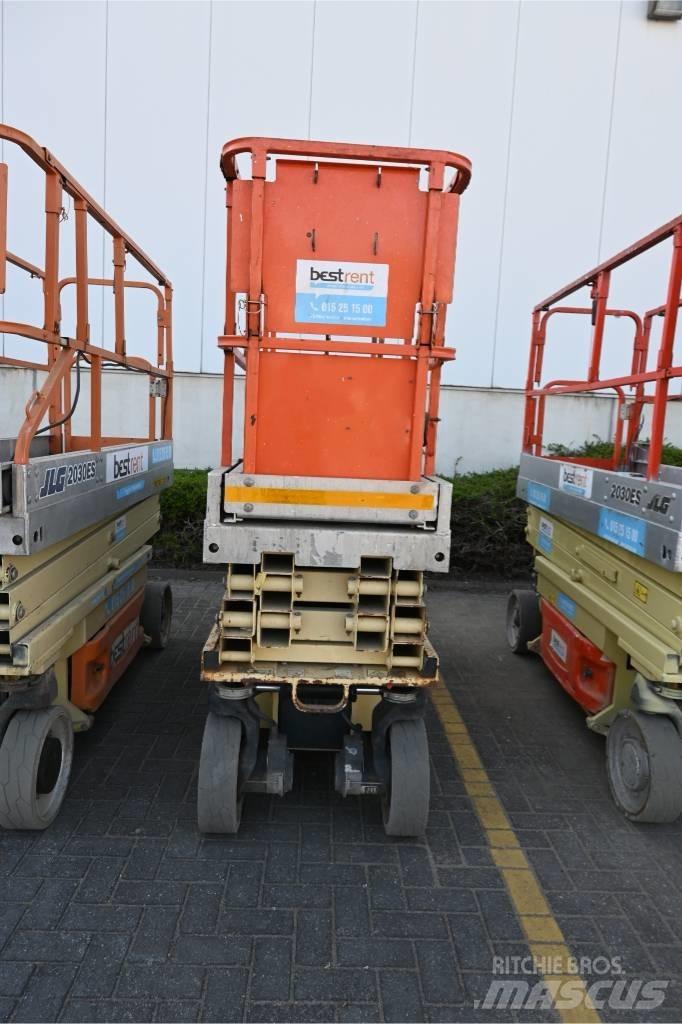 JLG 2030 ES Scissor lifts