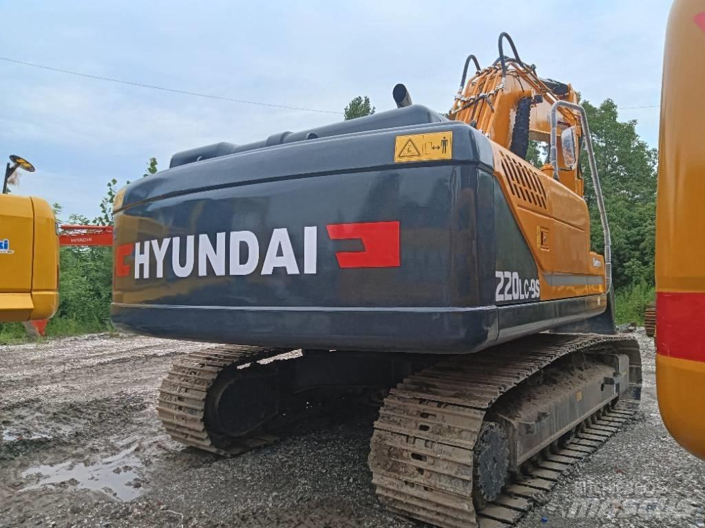 Hyundai R220-9S Crawler excavators