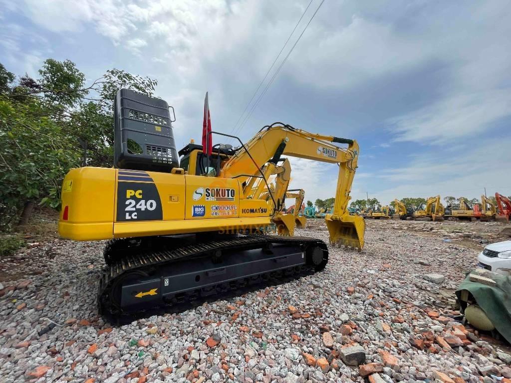 Komatsu PC 240-8 Crawler excavators