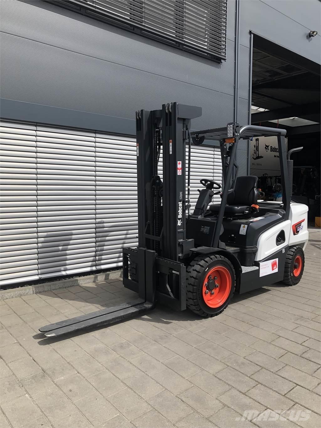 Bobcat D35NXS Diesel trucks