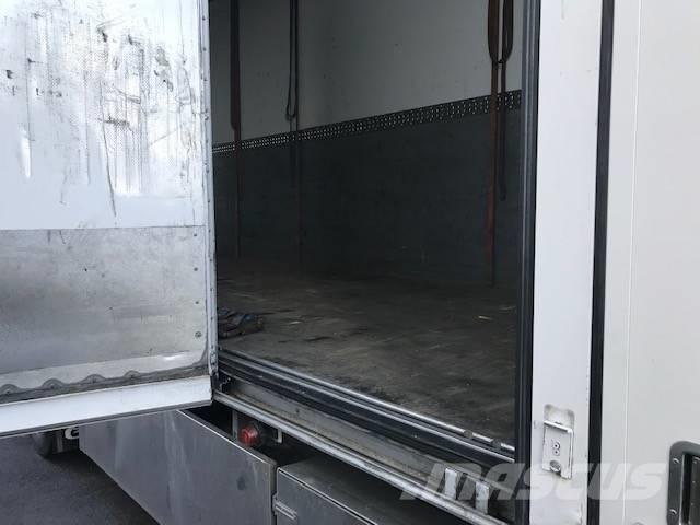 Ekeri S8-D Box Trailers