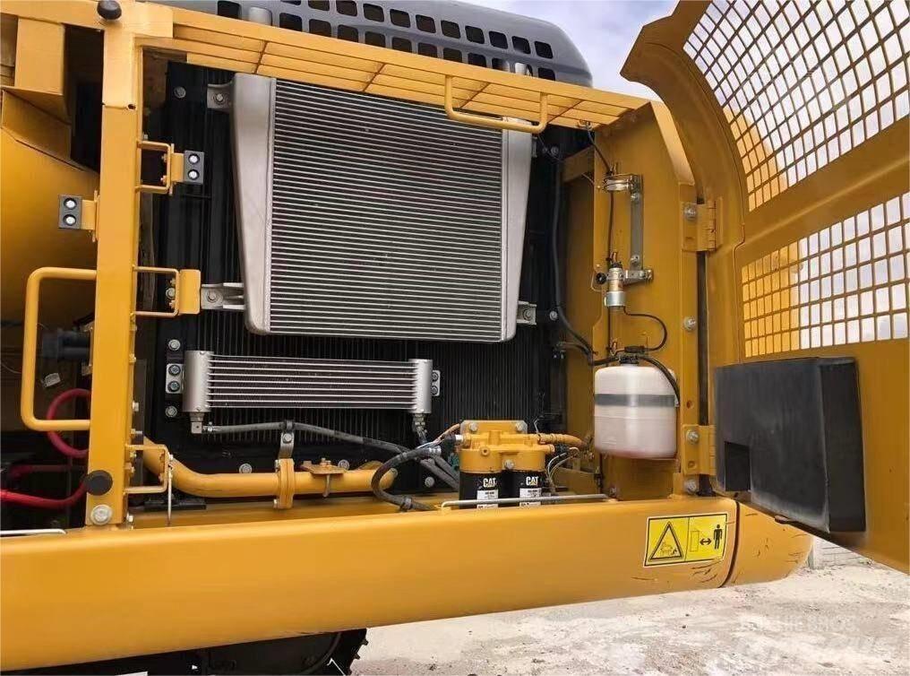 CAT 330 D Crawler excavators