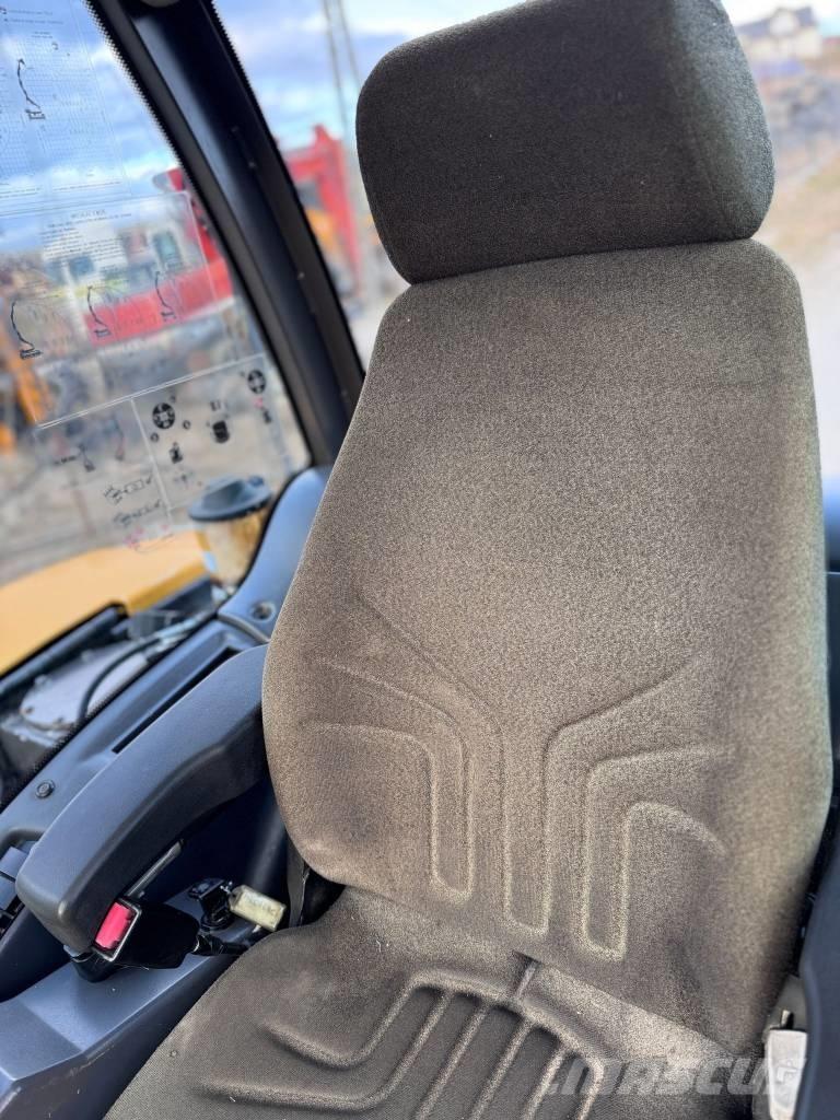 Mecalac 8 MCR Mini excavators  7t - 12t