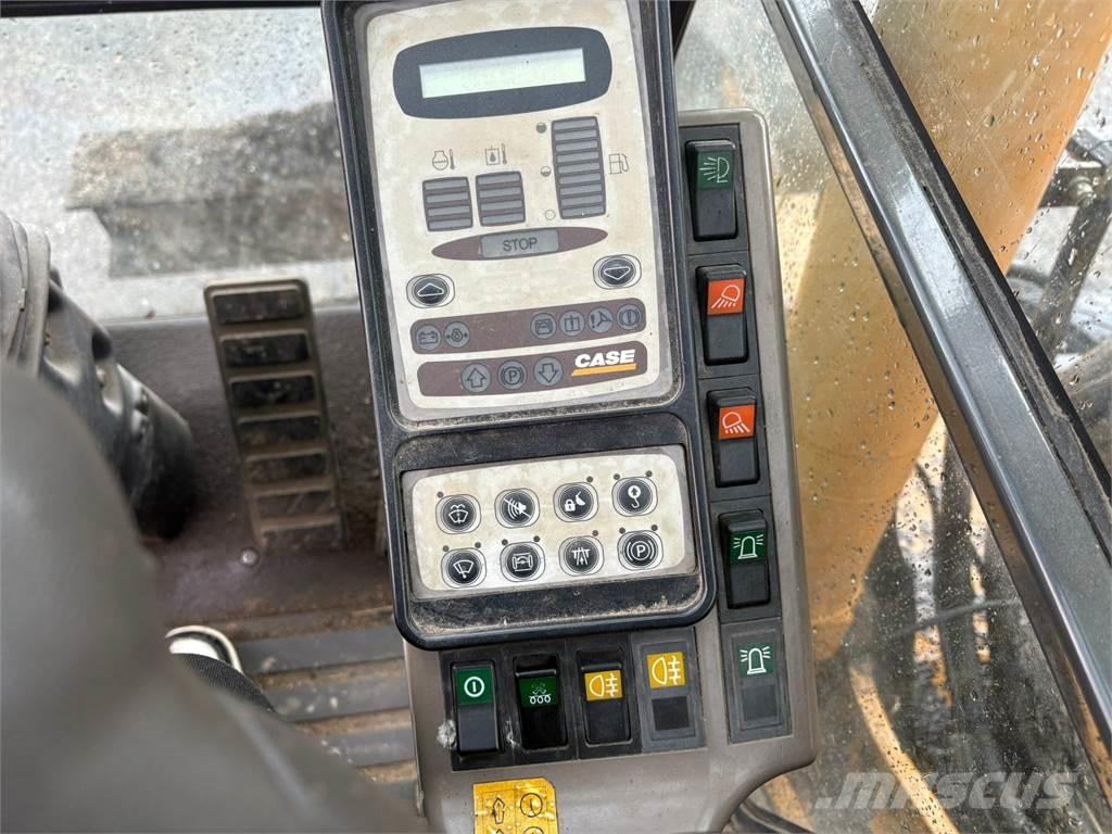 CASE WX170 Wheeled excavators