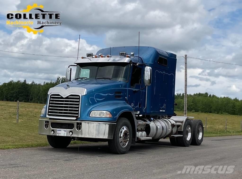 Mack CXU 613 Prime Movers