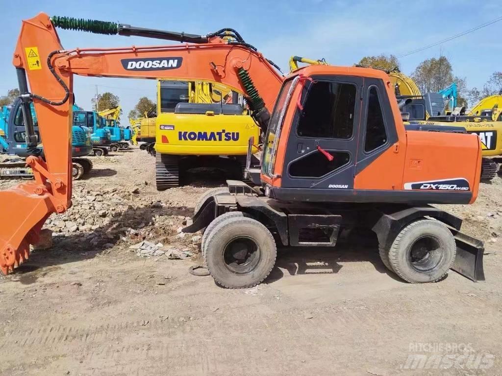 Doosan DX150 Crawler excavators