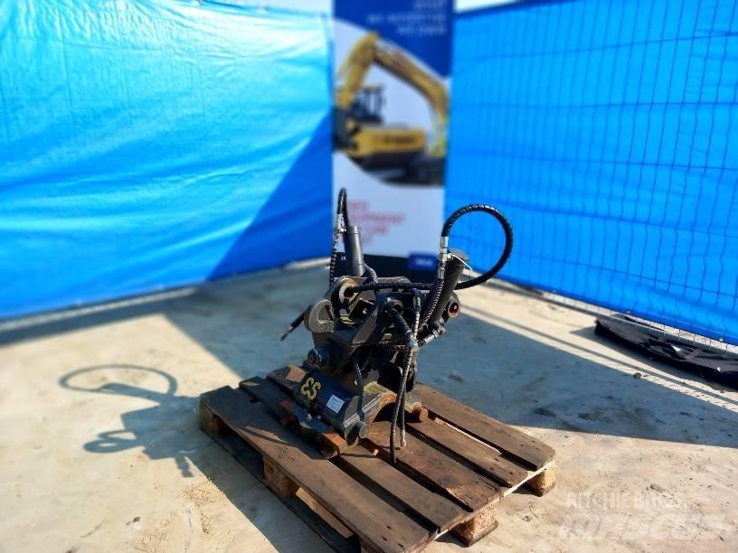 Komatsu PC88MR-8 Rotators