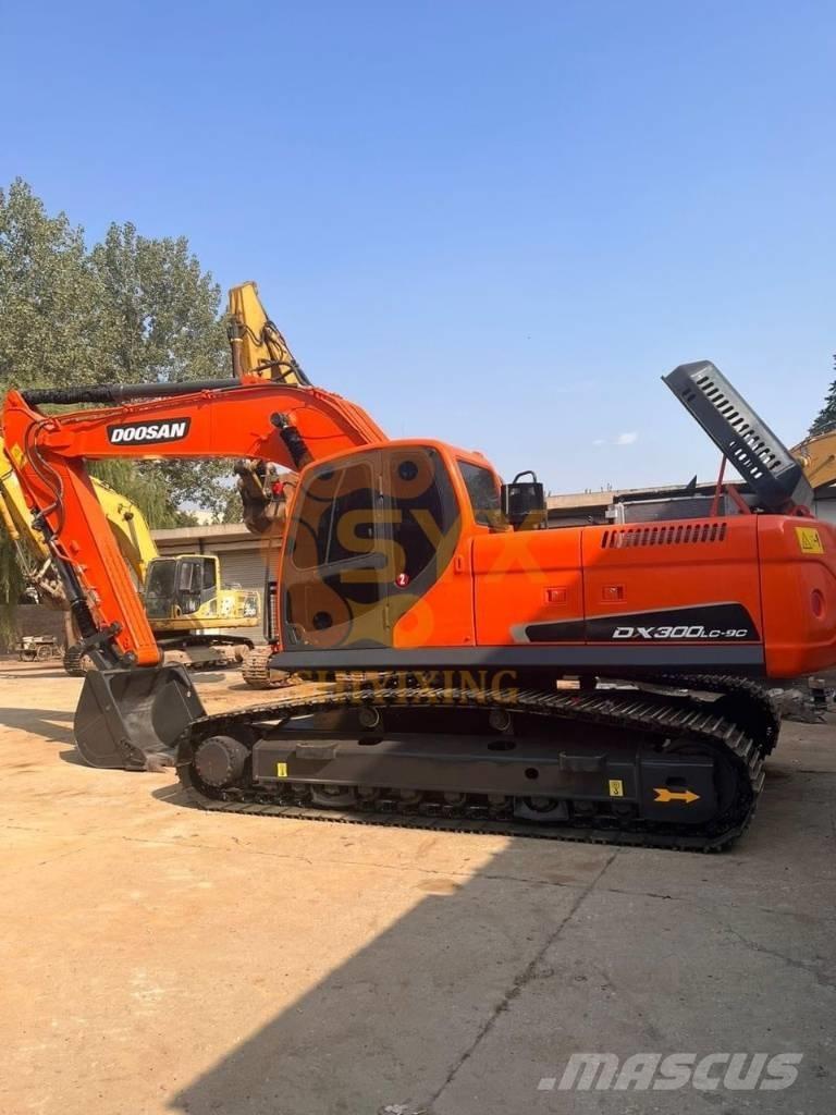 Doosan DX300LC-9C Crawler excavators