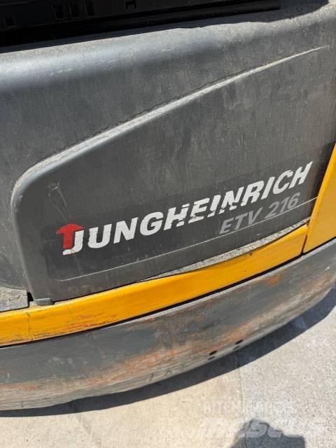 Jungheinrich ETV 216 Reach truck