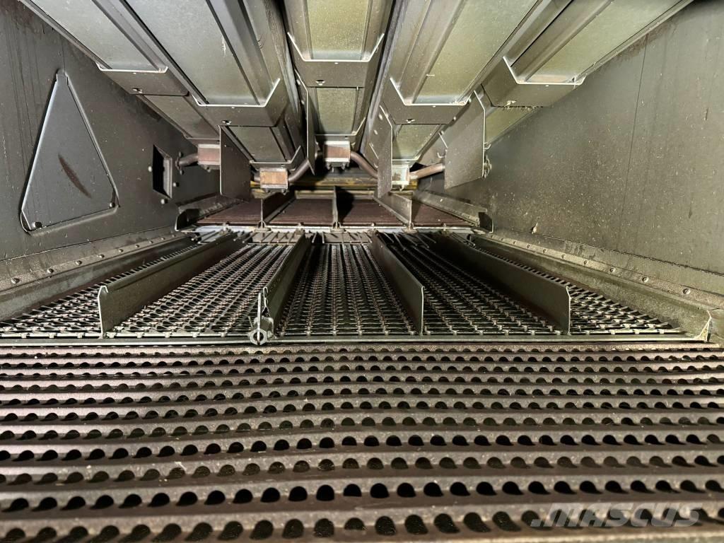 Sampo-Rosenlew 2065 Combine harvesters