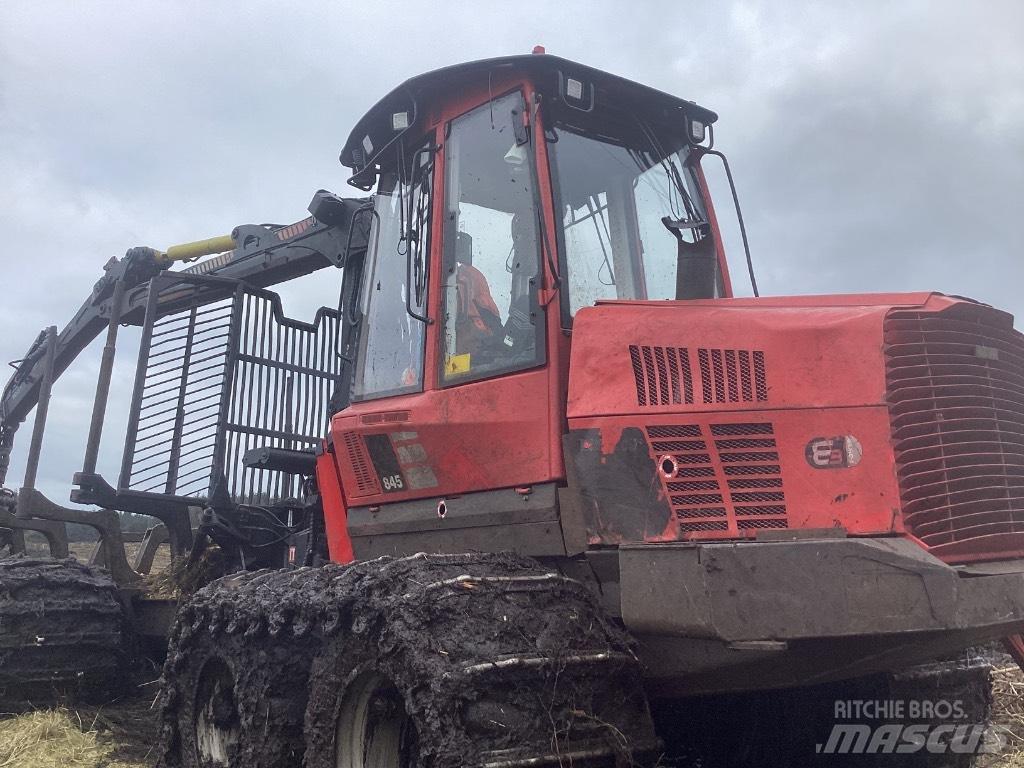 Komatsu 845 Forwarders