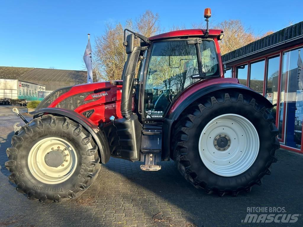 Valtra T234A Tractors