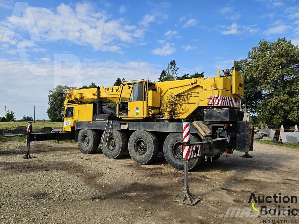 Liebherr LTM 1060 Truck mounted cranes